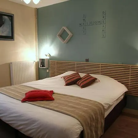 Hotel Au Fil Des Saisons 3*